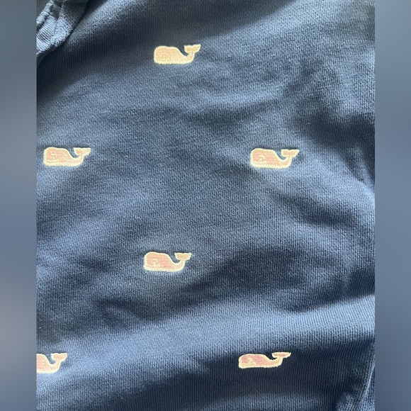Vineyard Vines Whale Print Shorts - Picture 3 of 6